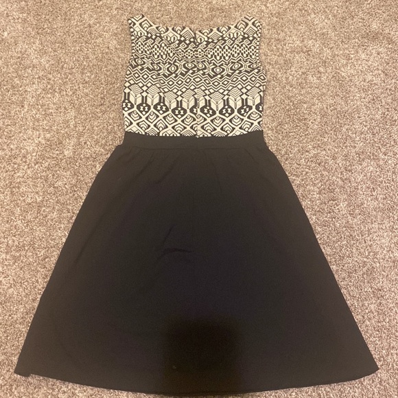 aztec print dress - Picture 2 of 2